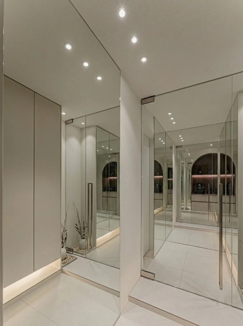 Korean apartment dual mirror entryway reflection effect